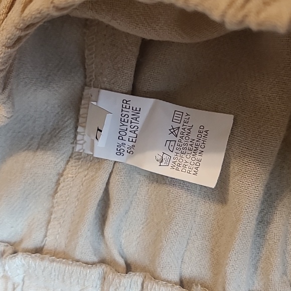 Button Sides Capris - Picture 2 of 10